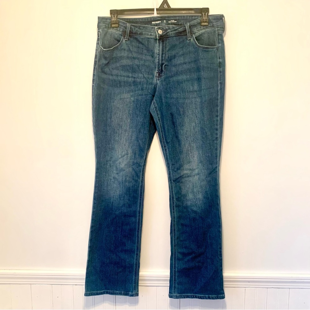 Old Navy Mid Rise Wow Blue Boot Cut Jeans Denim Size 14 Classic women’s